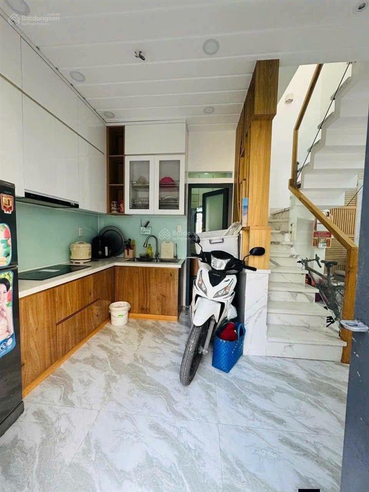 3,58 tỷ  nhà đẹp tân thành, ngay âu cơ  xây 2 tầng 2pn