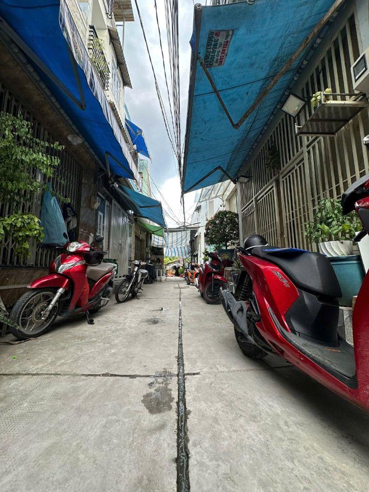 🏡💥CỰC PHẨM BÌNH TÂN, SÁT MT, ĐẸP LUNG LINH, FULL NỘI THÂT, HXH, 43M2, 2 TẦNG, CHỈ NHỈNH 4 TỶ