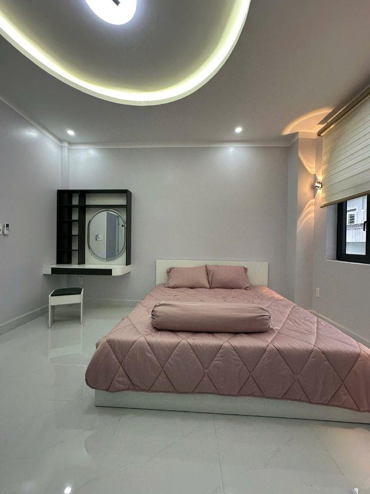 🏡💥CỰC PHẨM BÌNH TÂN, SÁT MT, ĐẸP LUNG LINH, FULL NỘI THÂT, HXH, 43M2, 2 TẦNG, CHỈ NHỈNH 4 TỶ