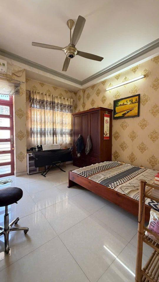 💥🏠🚘🔥 BÌNH TÂN, SÁT MẶT TIỀN, HXH 6M THÔNG, 50M2, 4TẦNG BTCT, 3PN, VÀO Ở NGAY, CHỈ NHỈNH 5TỶ