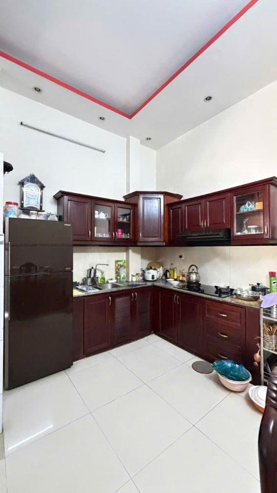 💥🏠🚘🔥 BÌNH TÂN, SÁT MẶT TIỀN, HXH 6M THÔNG, 50M2, 4TẦNG BTCT, 3PN, VÀO Ở NGAY, CHỈ NHỈNH 5TỶ