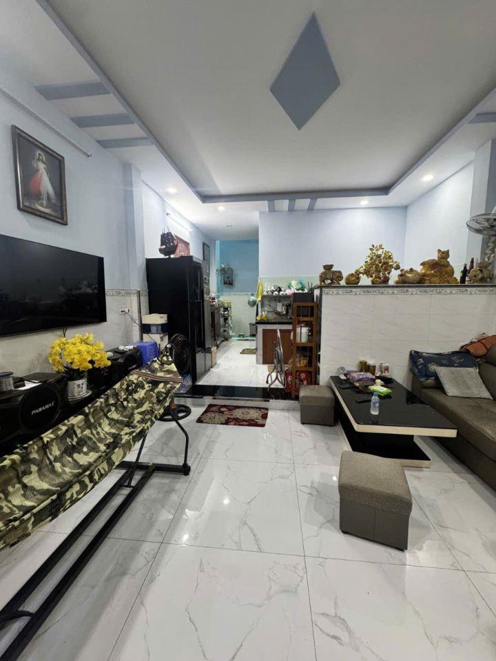 🏠🚘🔥TTQUẬN 6, GẤP BÁN, GIẢM SÂU, SÁT MẶT TIỀN, NGAY CHỢ MINH PHỤNG, 70M2, 3 TẦNG, NHỈNH 5 TỶ