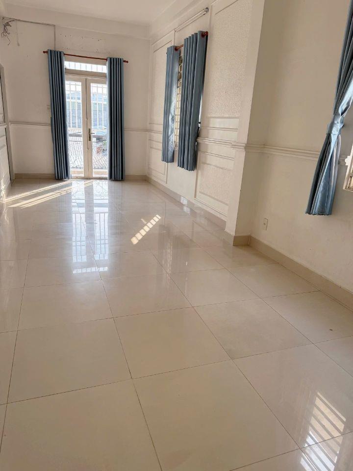 💥🚘🏡BÌNH TÂN, GẦP BÁN, GIẢM SÂU, HXH, SÁT MẶT TIỀN, 98M2, 3TẦNG, NGANG 8M,4PN, NHỈNH 8TỶ 