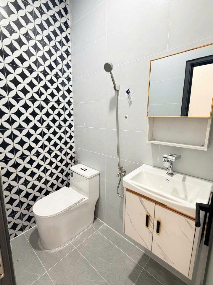 💥🚘🏡BÌNH TÂN, SÁT MẶT TIỀN LÊ ĐÌNH CẨN, MỚI ĐẸP, HXH, 37M2, 2TẦNG, 3PN, NHỈNH 3 TỶ XÍU 
