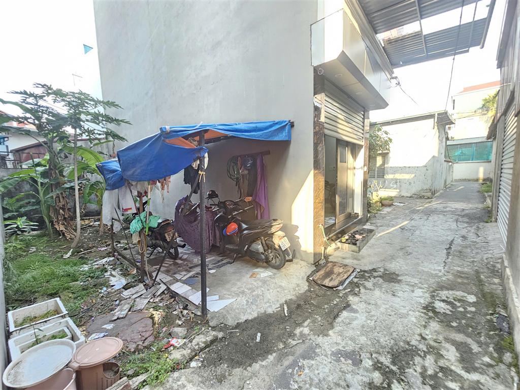 CẦN BÁN 37m TT TRẠM TRÔI – SÁT CHỢ – GIÁ CHỈ 4.15 TỶ.