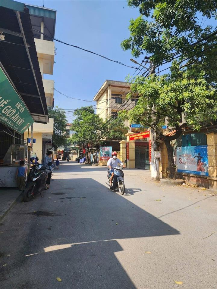 BÁN  NHÀ DÒNG TIỀN GẦN ĐH CÔNG NGHIỆP NHỔN – 11 PHÒNG KHÉP KÍN – THU 40 TRIỆU/THÁNG, GIÁ