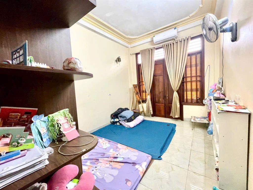 Chỉ nhỉnh 4 tỷ mà vẫn muốn mua nhà rộng 100m² để ở? Đây có thể là căn duy nhất không có