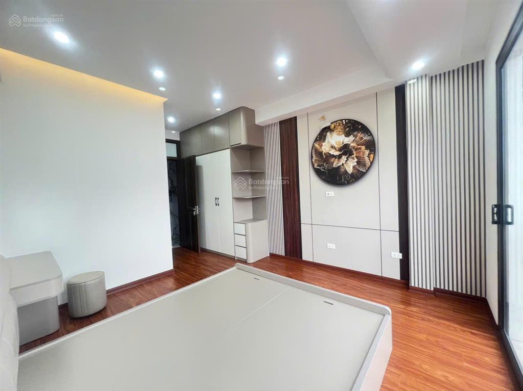 Cần bán siêu phẩm nhà 6 tầng thang máy mặt đường tân lập  gần vin đan phượng  chỉ nhỉnh 6 tỷ