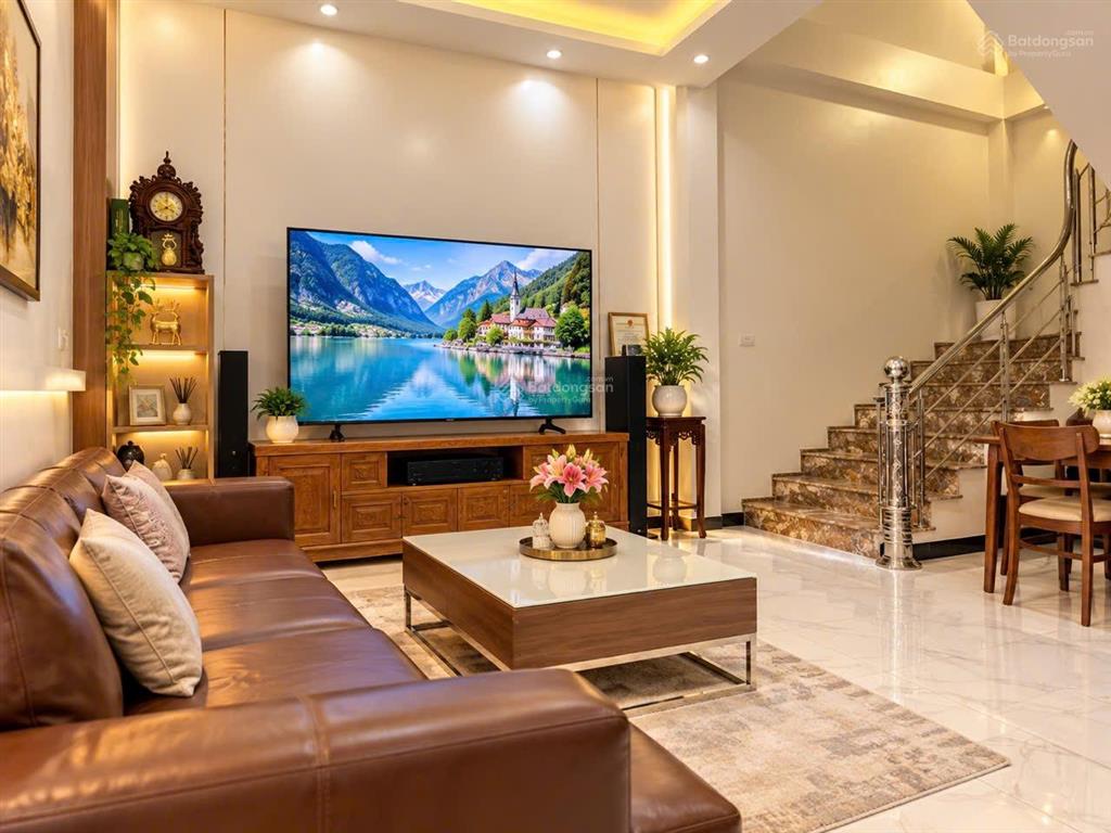 Bán nhà đẹp khu vực trịnh văn bô  vành đai 3.5 (diễn nhổn)  full nội thất  xách vali về ở ngay!