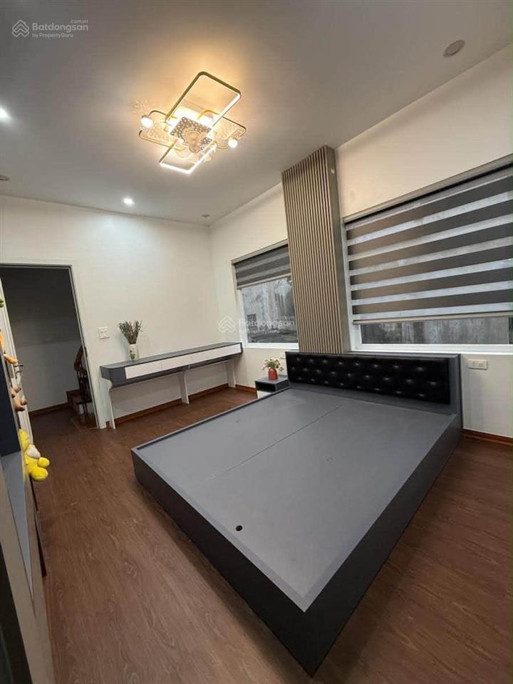 Nhà đẹp long lanh ngõ đội cấn, giá 7.55 tỷ, 30m2x5t, ở luôn