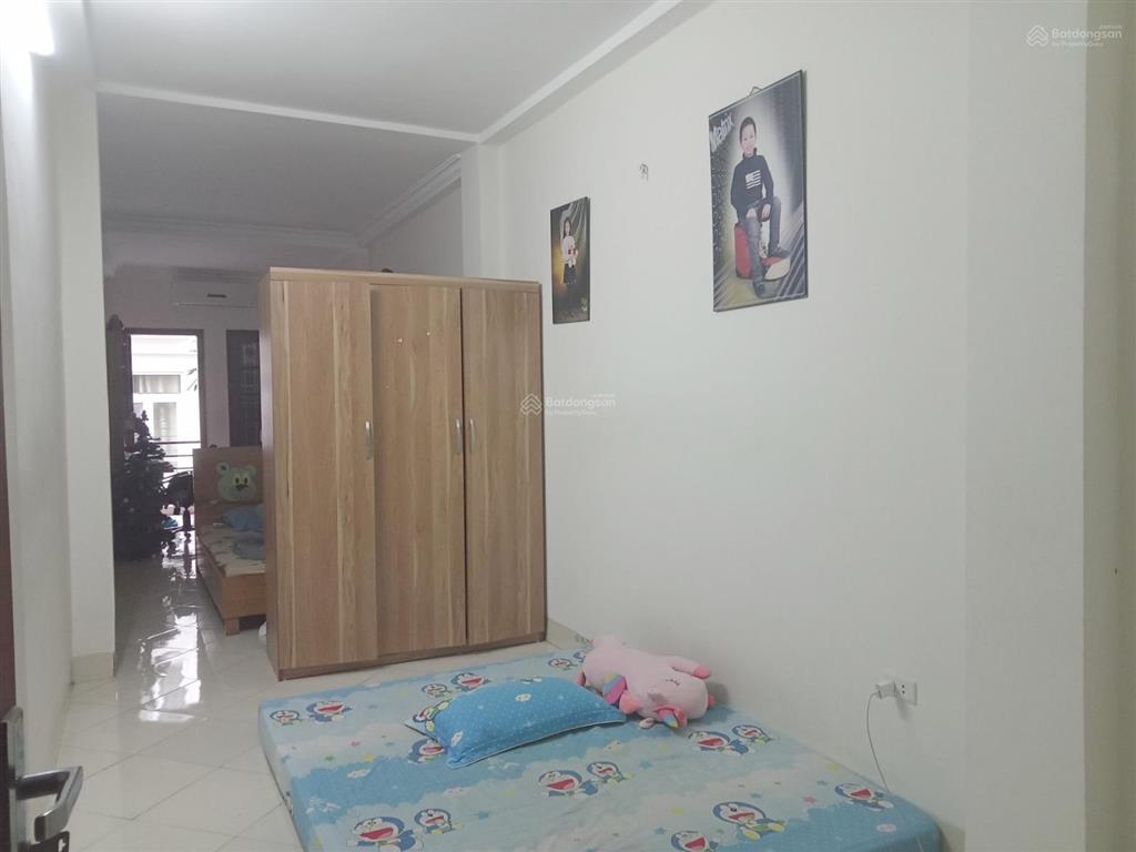 Nhà đẹp 2 mặt ngõ chợ khâm thiên, giá 4.5 tỷ, 24m2x3t, ở luôn