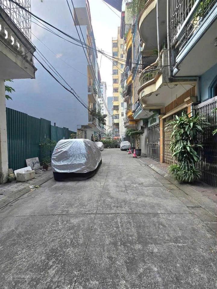 48,8 tỷ đất phân lô lạc trung 132m mặt tiền 9m ô tô tránh
