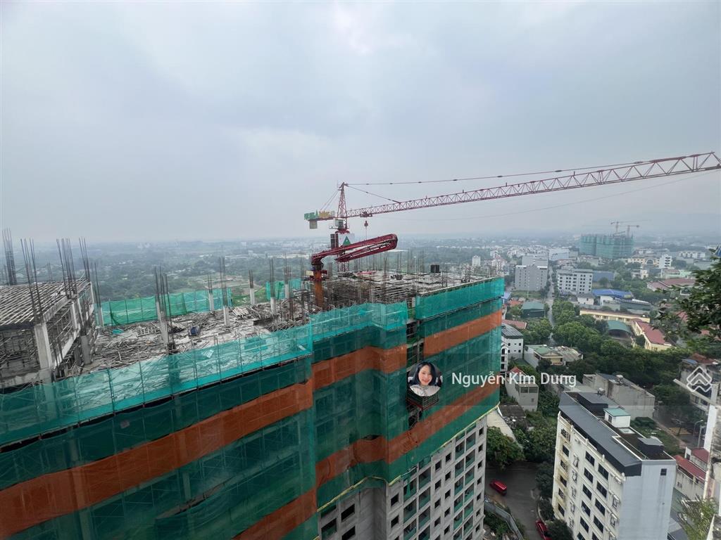 Cắt lỗ 100 triệu trên giá hđmb căn 1pn+1vs chung cư phenikaa hoà lạc