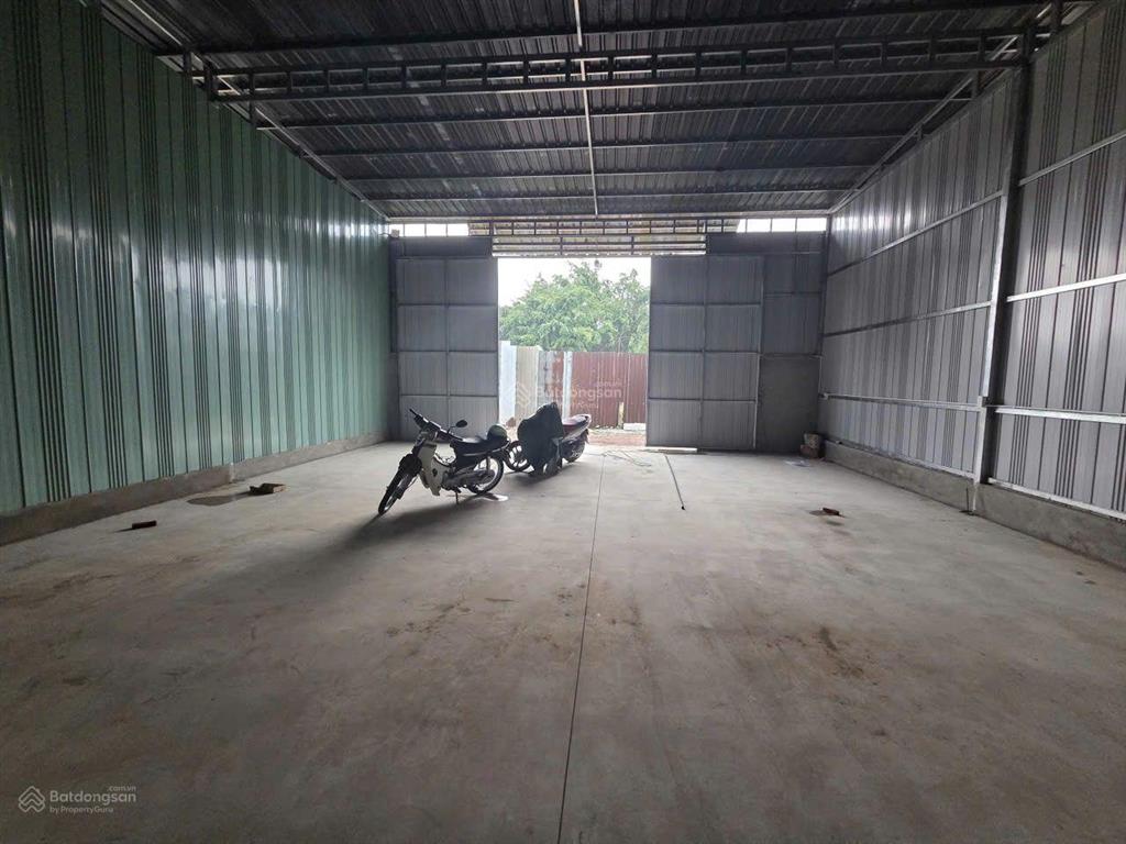 Chính chủ cho thuê nhà xưởng sẹc ql1a thạnh lộc q12. dt 9x16m giáp gv