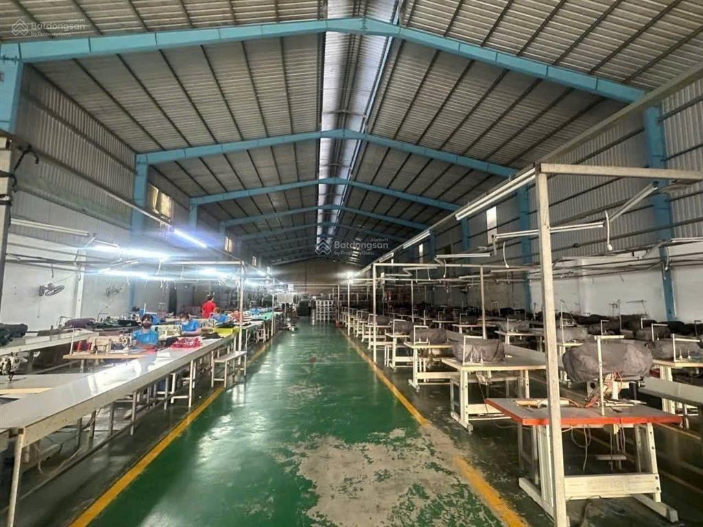 Cho thuê nhà xưởng 2000m thuận an giáp thủ dầu một 120tr