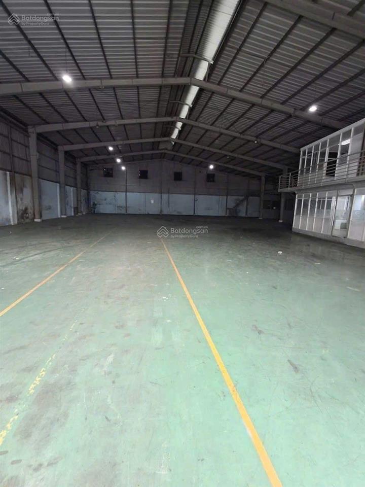 Cần cho thuê nhà xưởng 1100m mt quốc lộ 1a quận 12. xe container 24/24