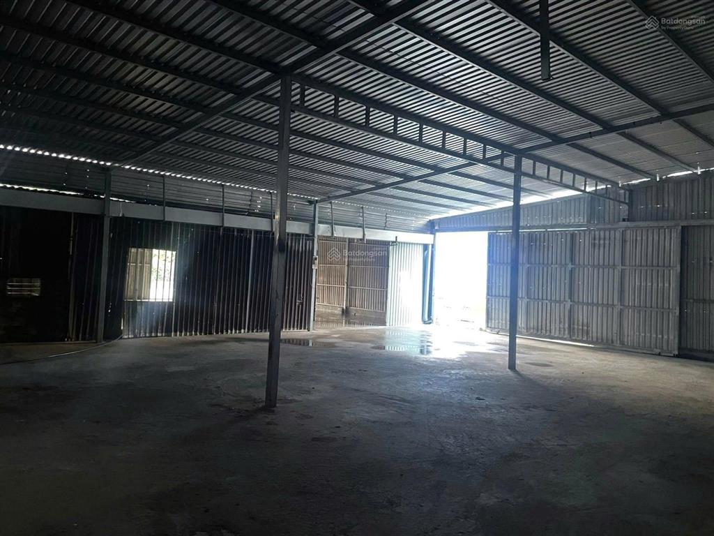 Cho thuê xưởng 550m thạnh xuân 25 quận 12. gần lê thị riêng chỉ 20tr
