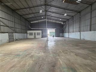 Cần cho thuê kho xưởng 450m an phú đông 09 quận 12. có sẵn văn phòng