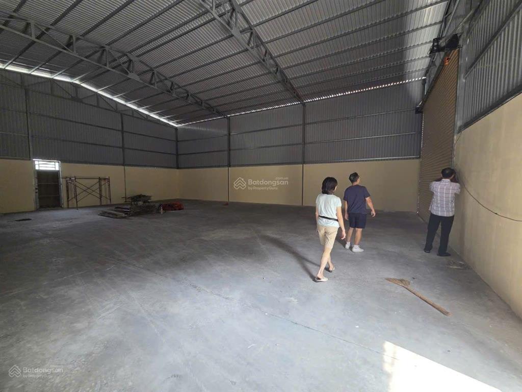 Cho thuê xưởng mới xây 260m thạnh xuân quận 12. trần cao 7m, 3 pha