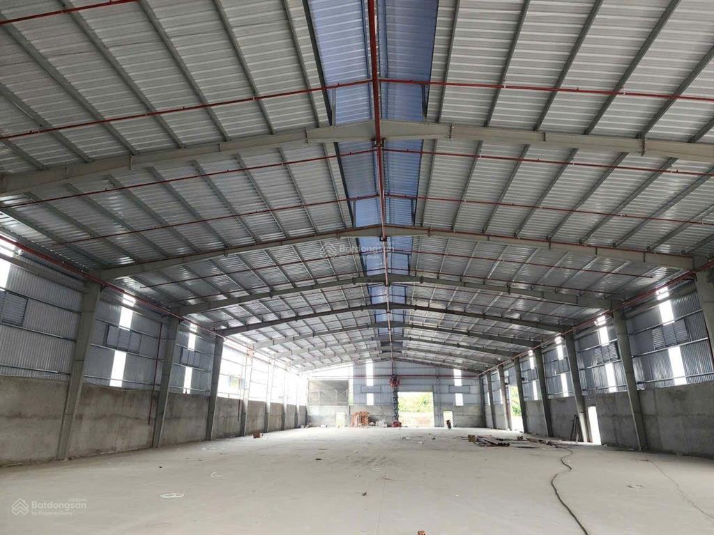 Cho thuê nhà xưởng quận 12. dtkv 2500m, xd 1900m, xe container, cao 10m