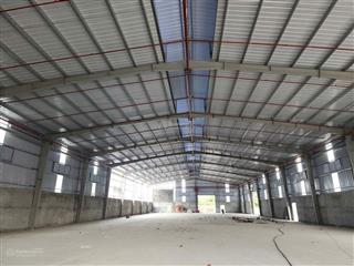 Cho thuê nhà xưởng quận 12. dtkv 2500m, xd 1900m, xe container, cao 10m