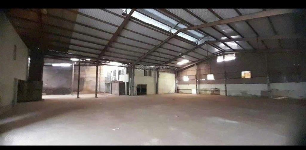 Cho thuê nhà xưởng 1000m2 nguyễn văn quá, quận 12. giá 65tr có trạm điện 320kva