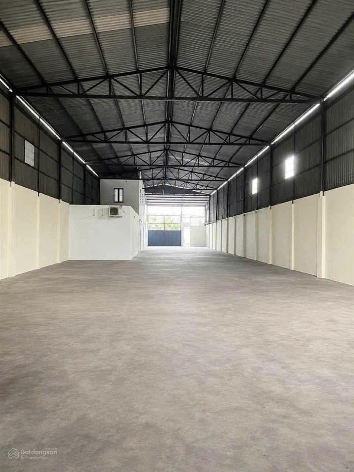 Cho thuê nhà xưởng 750m bình chiểu thủ đức. có pccc, xe container gần cầu vượt bình phước