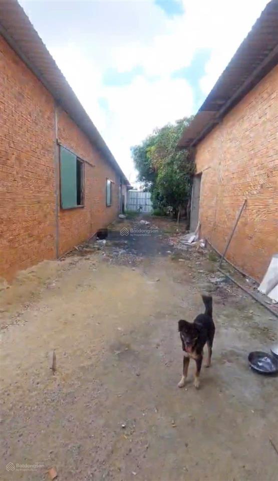 Cho thuê nhà xưởng 400m2 vườn lài, an phú đông, q12. giá 28tr tl