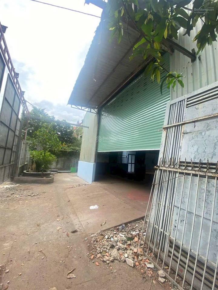 Cho thuê nhà xưởng 1000m2 lê văn khương q12. giá 70tr xe container