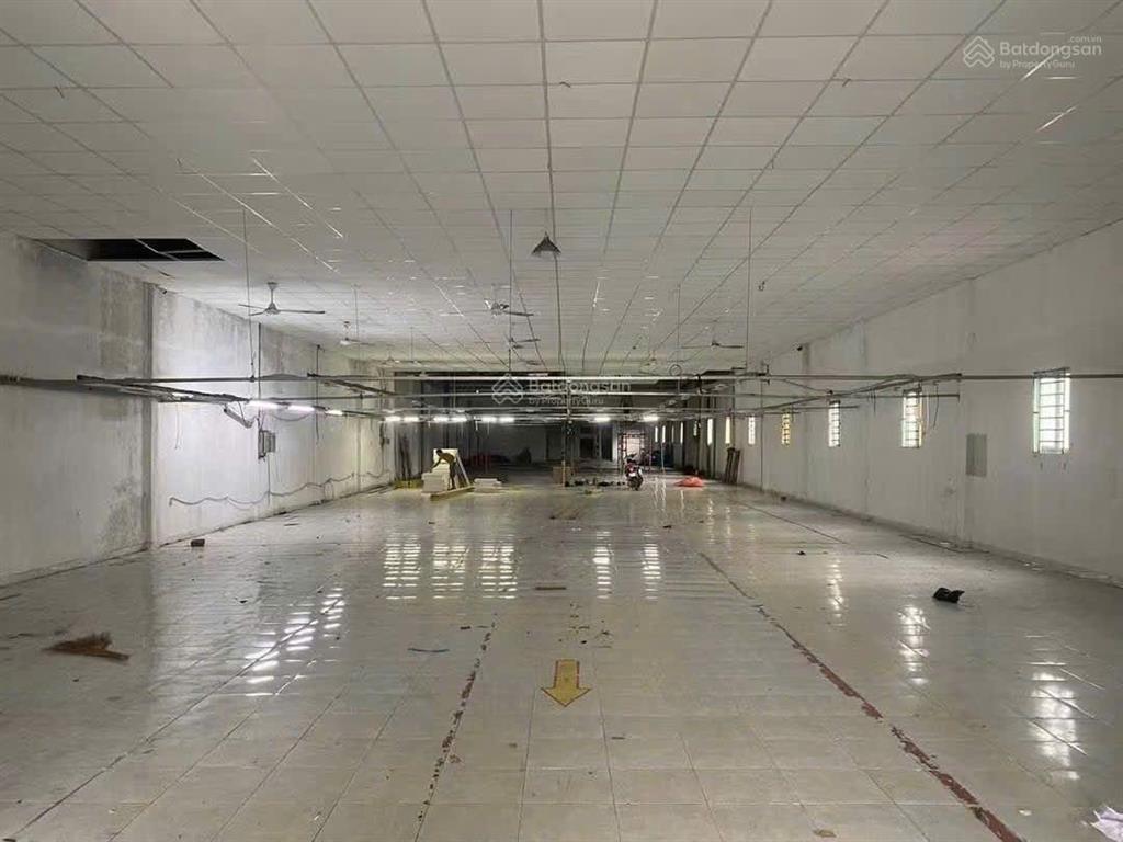 Cho thuê nhà xưởng 1000m đông thạnh hóc môn. giá 45tr tl