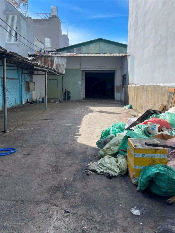 Cho thuê nhà xưởng 1000m đông thạnh hóc môn. giá 45tr tl
