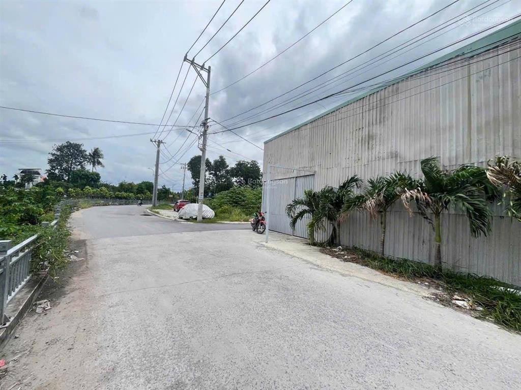 Cho thuê nhà xưởng 370m2 thới an 24, quận 12. giá 15tr