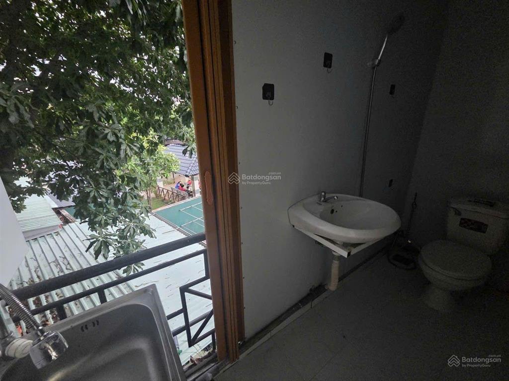 Cho thuê phòng trọ 3tr có máy lạnh tại hà huy giáp q12. gần ngã tư ga