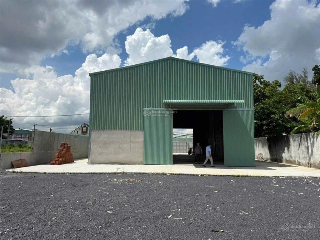 Cho thuê nhà xưởng vườn lài q12 giáp gv. đất 650m², xây dựng 320m², giá 30tr