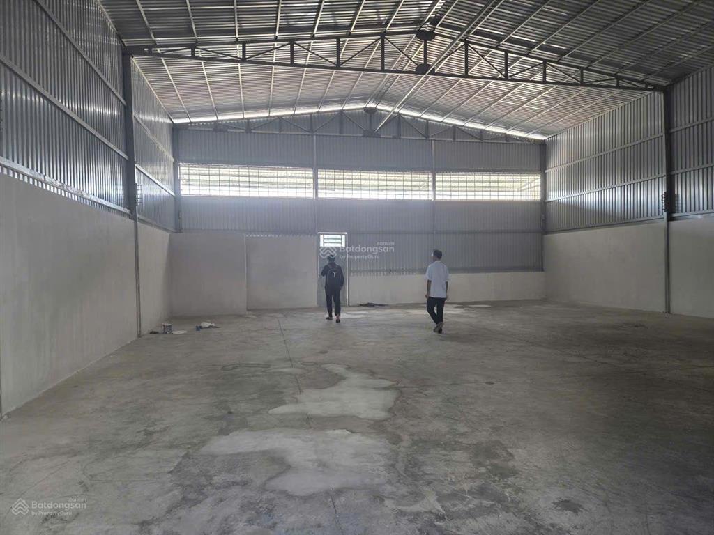 Cho thuê nhà xưởng 180m2 thạnh xuân 25, quận 12. giá 14tr