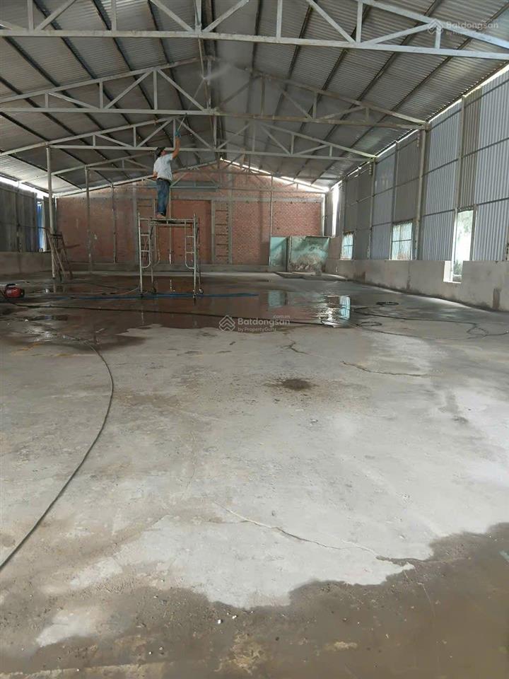 Cho thuê nhà xưởng 600m an phú đông q12. giá 30tr