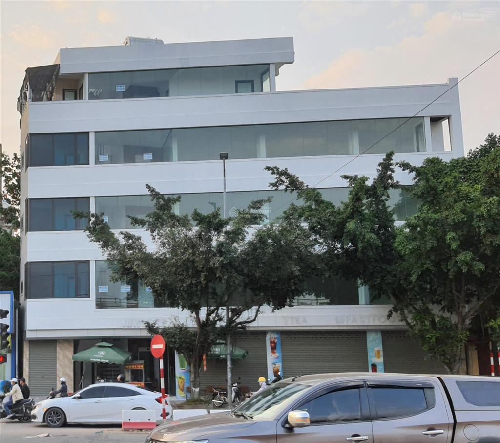 Cho thuê nhà làm văn phòng tại số 663b, lĩnh nam, 10 triệu vnd, 120 m2