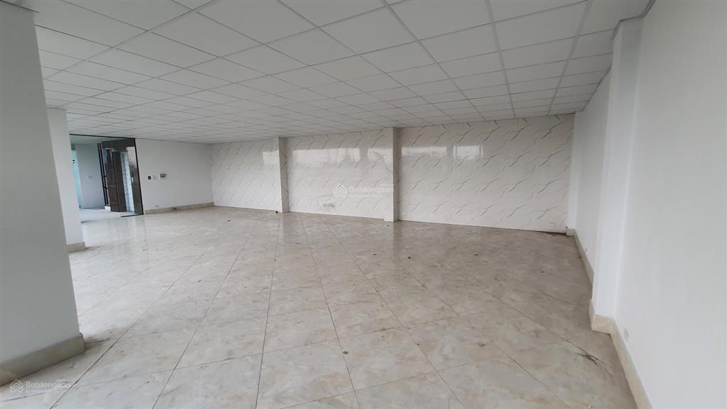 Cho thuê nhà làm văn phòng tại số 663b, lĩnh nam, 10 triệu vnd, 120 m2