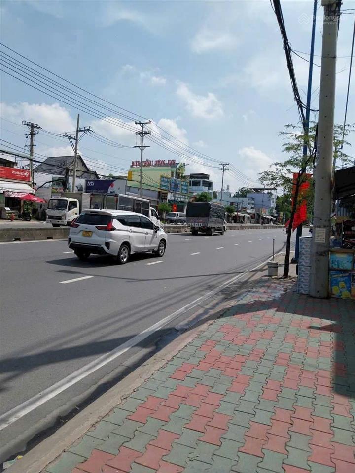 Nhà mặt tiền đặng thúc vịnh, đường 40m, gần chợ thới tứ