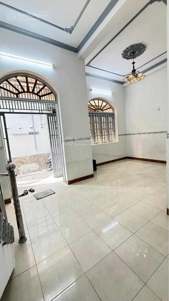 Nhà đường tân thới hiệp 20, sau lưng giáo xứ tân hưng, ngã tư đình nguyễn văn quá