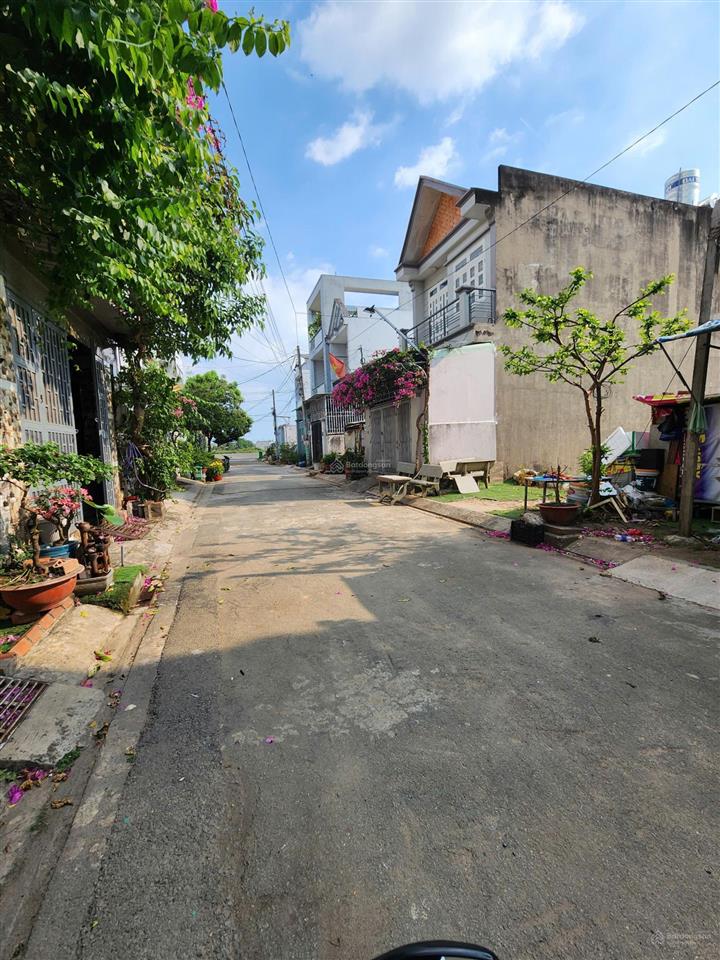 Bán đất đường phan văn hớn, 5x18m, đường 7m, khu phân lô xây tự do