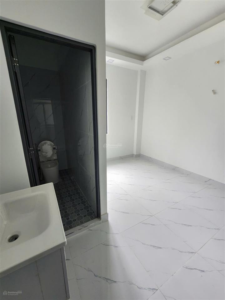 Nhà sổ chung, đường trần văn mười, 3 tầng, gần ngã 5 chợ đầu mối