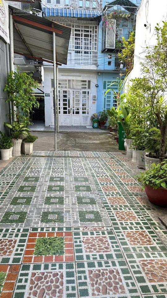 Nhà diện tích rộng 9x13m, cn 118.2m2, đường bà điểm 5