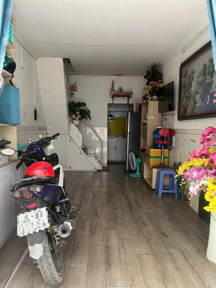 Nhà sổ hồng riêng đường trung mỹ tây 1, gần ngã tư tô ký