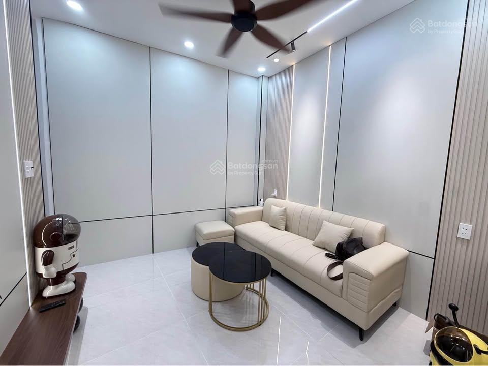 Bán nhà đường nguyễn văn quá, full nội thất, 44,8m2