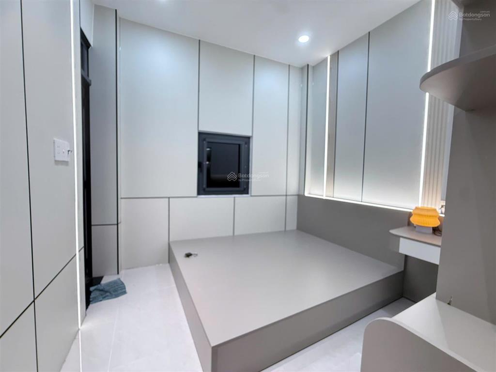 Bán nhà đường nguyễn văn quá, full nội thất, 44,8m2