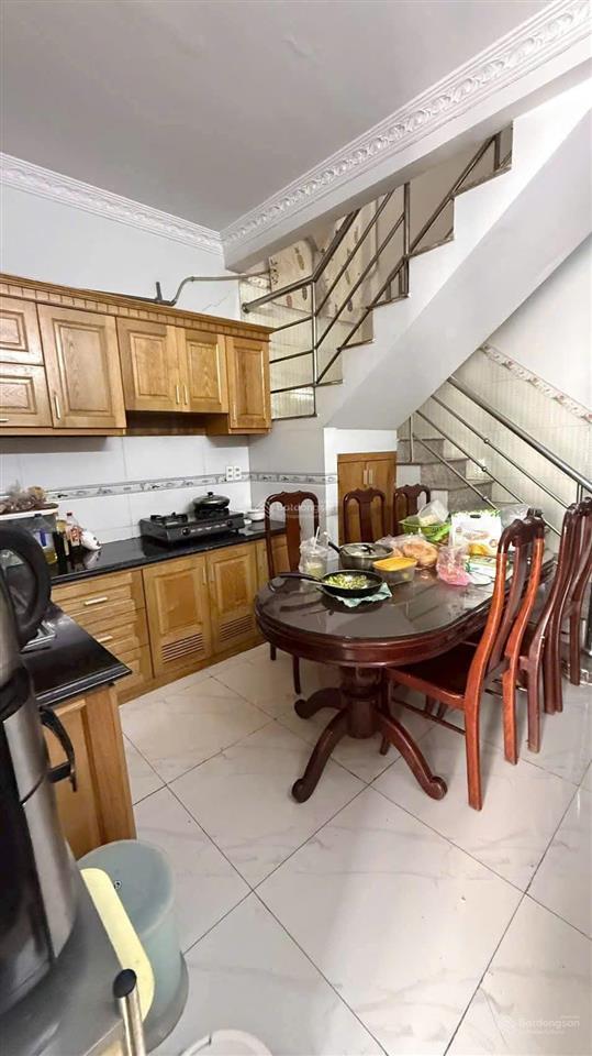 Bán nhà nguyễn văn quá, 4x16m, hẻm xe hơi, gần giáo xứ chợ cầu
