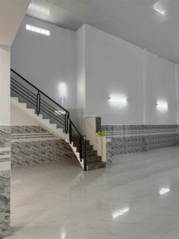 Nhà xưởng đường đặng thúc vịnh, 182m², 8x27m, gần ngã tư thới tứ