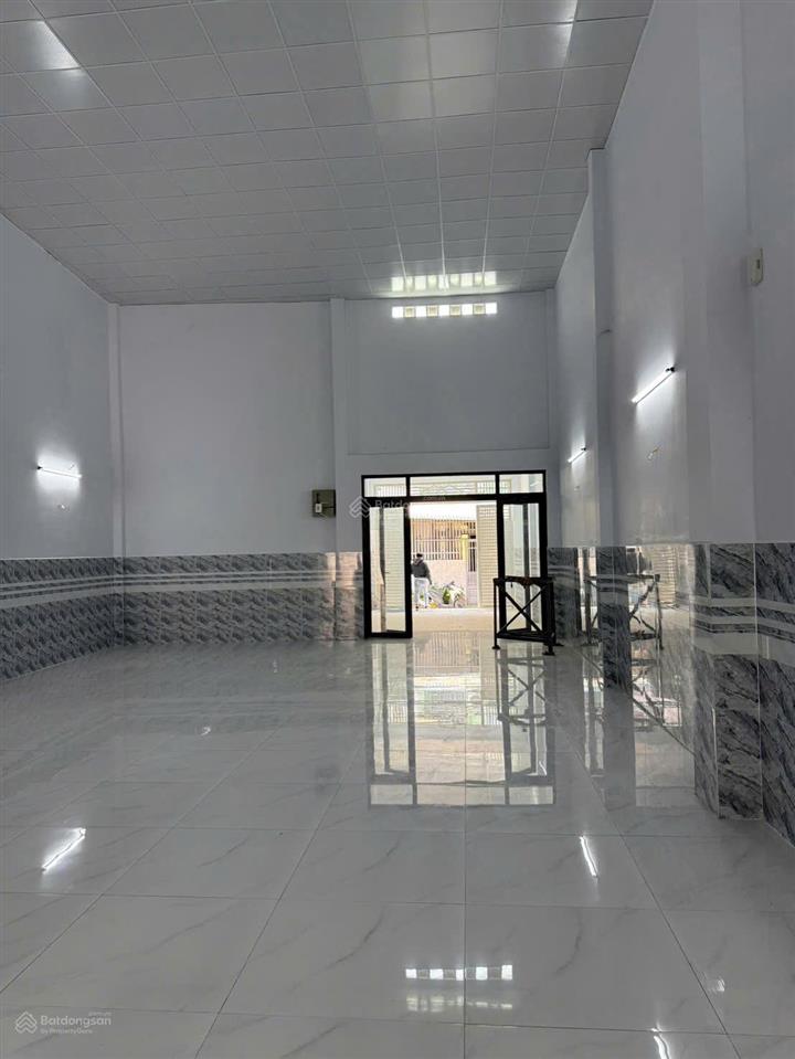 Nhà xưởng đường đặng thúc vịnh, 182m², 8x27m, gần ngã tư thới tứ