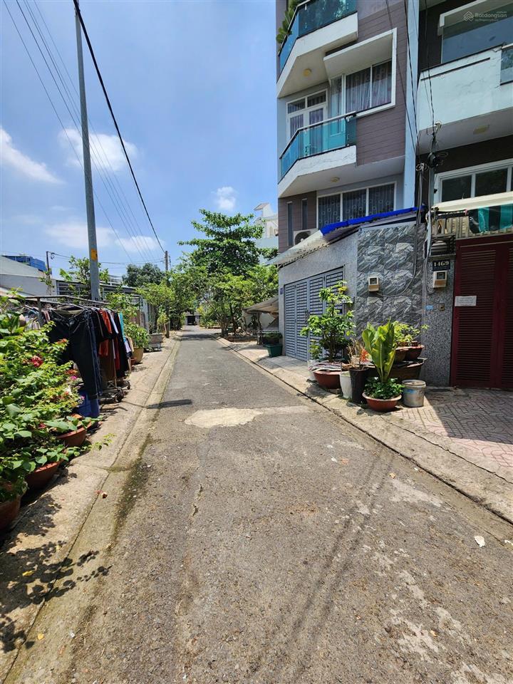 Nhà trong khu dân cư an sương, 4x20, 3 tầng 1 lửng, sổ hoàn công